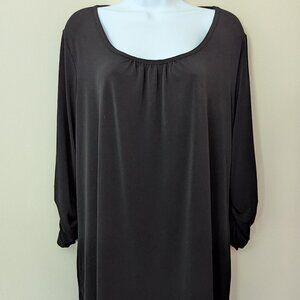 Susan Graver Black Ruched Sleeve Scoop Neck Relaxed Fit Blouse. Size Medium.